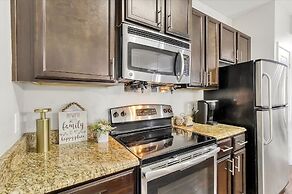 Cozy Kingdom Retreat