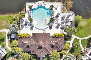 Cozy Kingdom Retreat