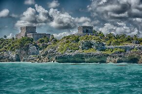 Prana Boutique Hotel