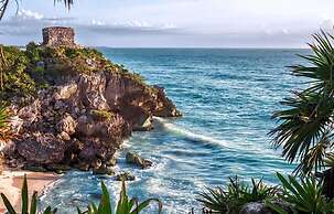 Prana Boutique Hotel