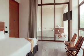 Prana Boutique Hotel