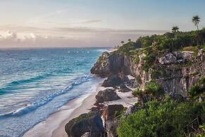 Prana Boutique Hotel