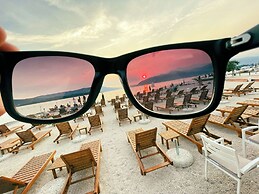 Royal Blue Resort & Residence