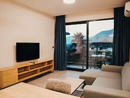 Royal Blue Resort & Residence