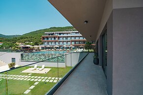 Royal Blue Resort & Residence