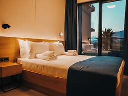 Royal Blue Resort & Residence