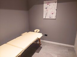 Royal Blue Resort & Residence