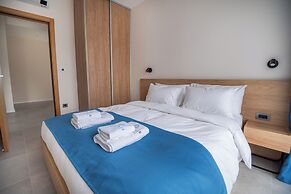 Royal Blue Resort & Residence