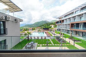 Royal Blue Resort & Residence