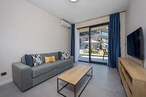 Royal Blue Resort & Residence