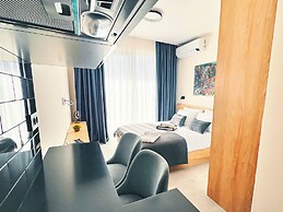 Royal Blue Resort & Residence