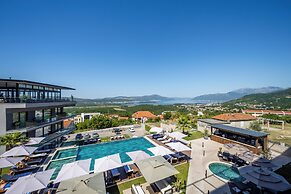 Royal Blue Resort & Residence