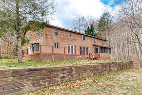 Newly remodeled 4BR lodge on Wolf Creek