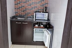 Peace De Luxe Limited