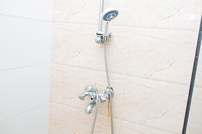 Peace De Luxe Limited