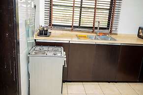 Peace De Luxe Limited