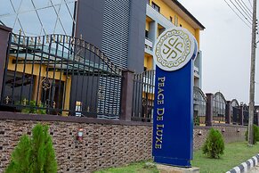 Peace De Luxe Limited