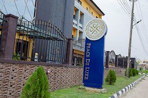 Peace De Luxe Limited