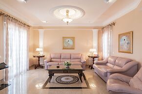 Frido Luxury Villa - 600 Sqm