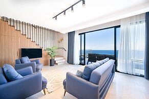 Villa Larissa With Sea View