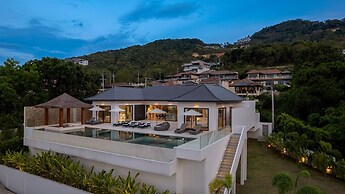Villa Mandra 4BR Luxury Pool Villa, Bophut (KBR2)