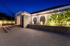 Villa Mandra 4BR Luxury Pool Villa, Bophut (KBR2)
