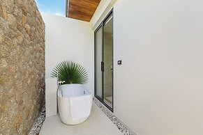 Villa Mandra 4BR Luxury Pool Villa, Bophut (KBR2)