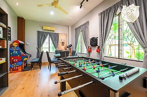 6BR Ampang Pool Villa 26P with Garden