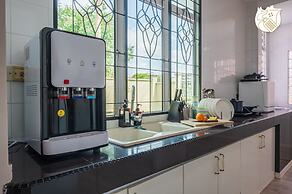 6BR Ampang Pool Villa 26P with Garden