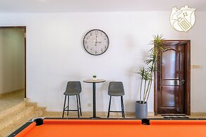 6BR Ampang Pool Villa 26P with Garden