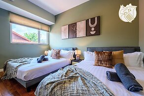 6BR Ampang Pool Villa 26P with Garden