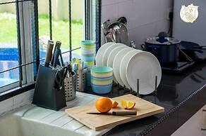 6BR Ampang Pool Villa 26P with Garden