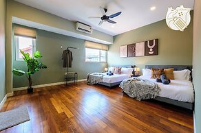 6BR Ampang Pool Villa 26P with Garden