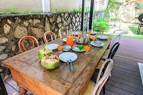 6BR Ampang Pool Villa 26P with Garden