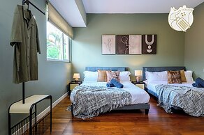 6BR Ampang Pool Villa 26P with Garden