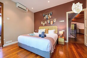 6BR Ampang Pool Villa 26P with Garden