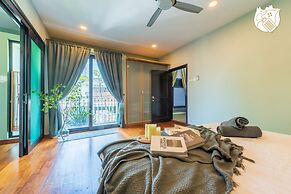 6BR Ampang Pool Villa 26P with Garden