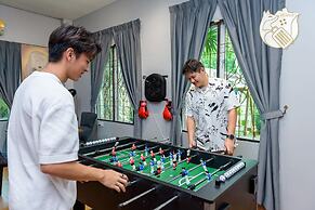 6BR Ampang Pool Villa 26P with Garden