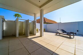 Modern Large 2 Bedroom Pool Villa - PV2