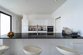 Modern Large 2 Bedroom Pool Villa - PV2