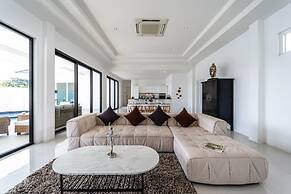 Modern Large 2 Bedroom Pool Villa - PV2