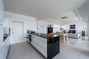 Modern Large 2 Bedroom Pool Villa - PV2