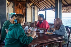 Rising Star Dive Resort