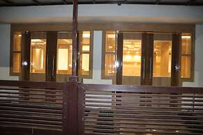 Signum CityScapes The Royal Castle Plaza