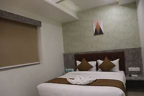 Signum CityScapes The Royal Castle Plaza