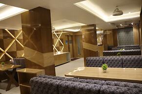 Signum CityScapes The Royal Castle Plaza