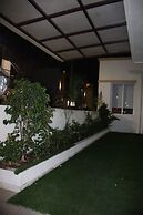 Signum CityScapes The Royal Castle Plaza