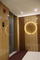 Signum CityScapes The Royal Castle Plaza