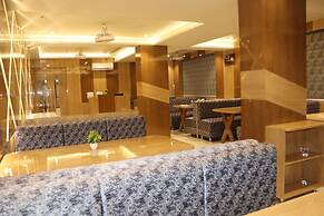 Signum CityScapes The Royal Castle Plaza