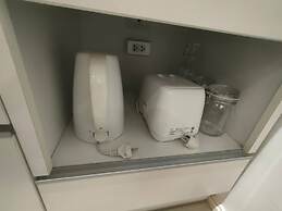 Pool View Nice Cool One Bedroom With 2 Large Beds